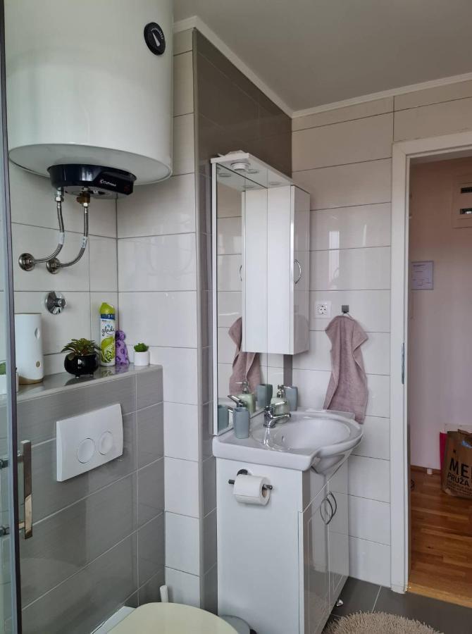 Apartman Belamar Duga Resa Exteriér fotografie