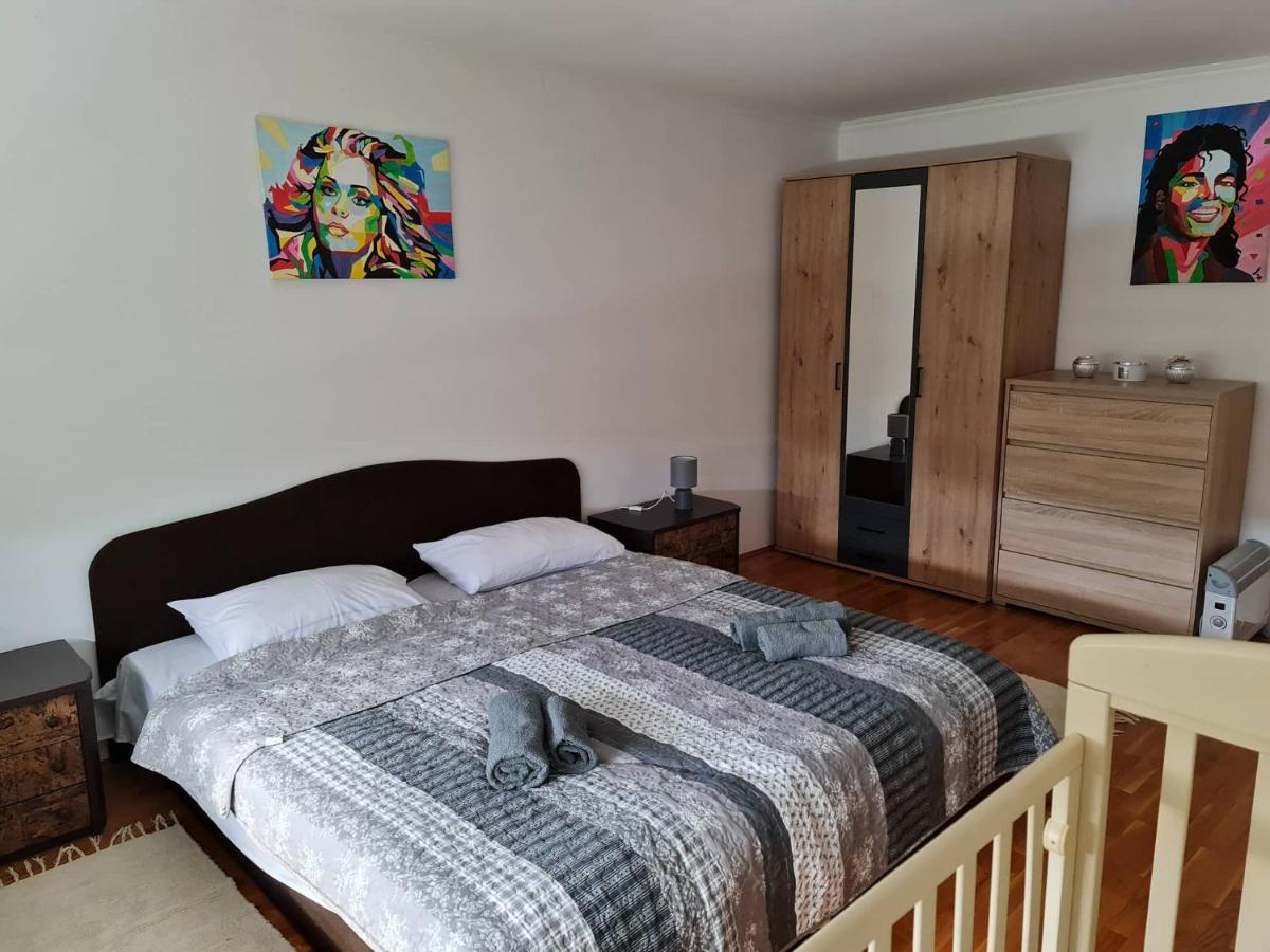 Apartman Belamar Duga Resa Exteriér fotografie